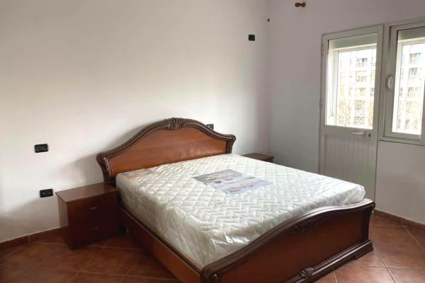 Apartament 3+1 me qera ne Ali Dem