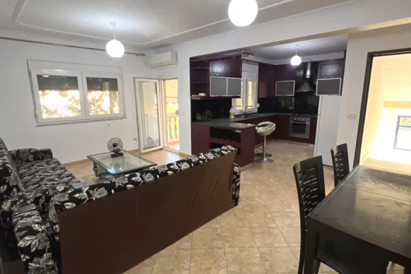 APARTAMENT 2+1 NE SHITJE PERBALLE CASA ITALIA