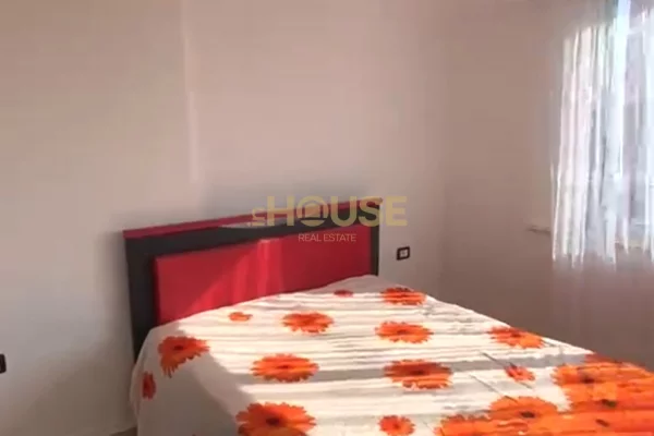 Shtepi ne shitje Apartament ne Tirane, 1+1, Mobilimi E mobiluar, Pagesa 65,000  Euro.