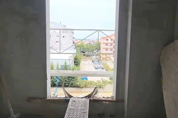 APARTAMENT 1+1 NE SHITJE NE KAMEZ