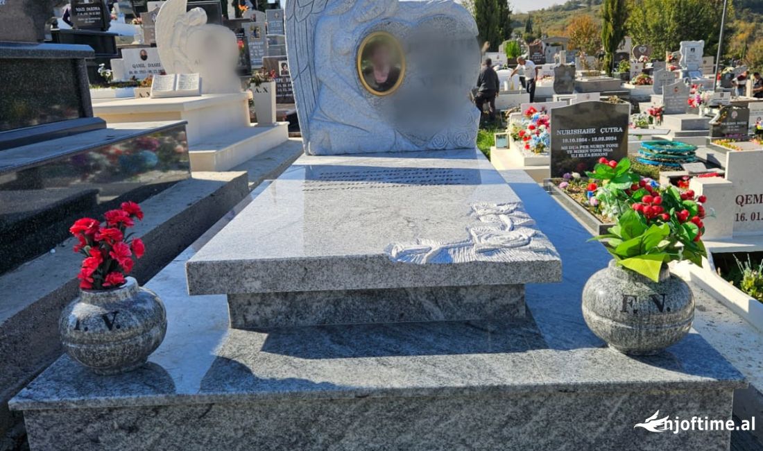 Punime Varresh - Modele Varresh Me Engjell Granit