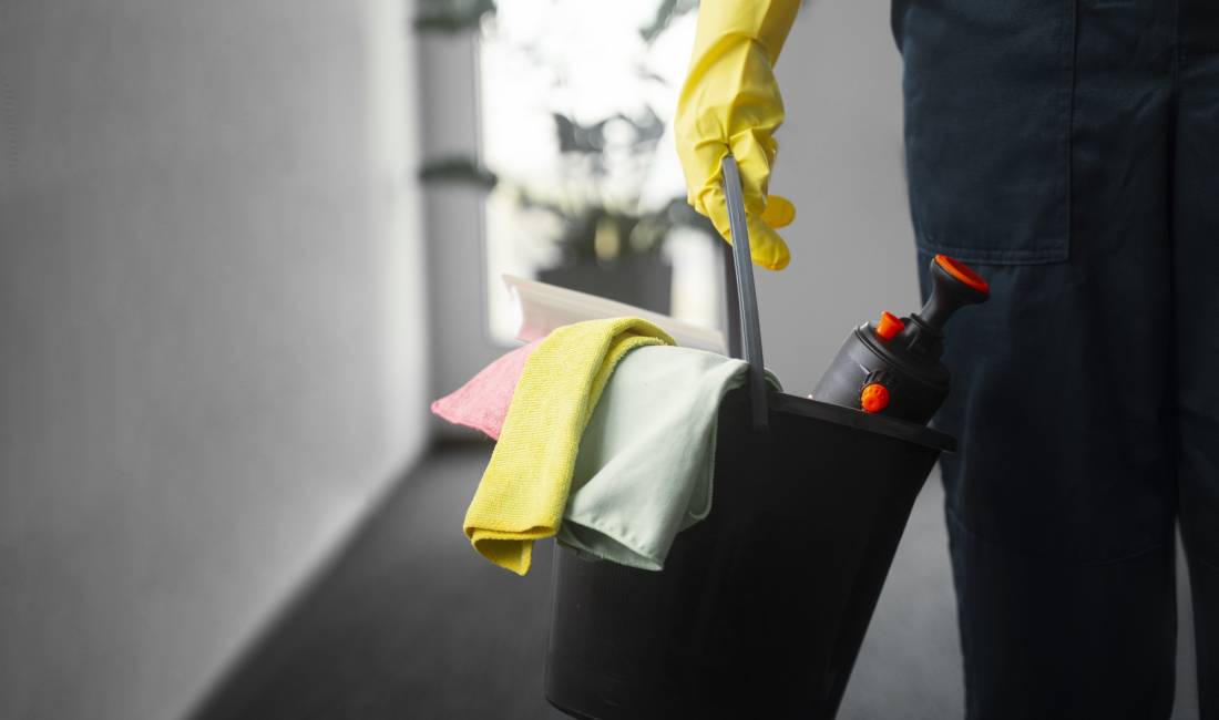 Njoftime Pune ne Tirane, Profesioni Pastruse , Me eksperience, Pagesa 20,000  Leke.