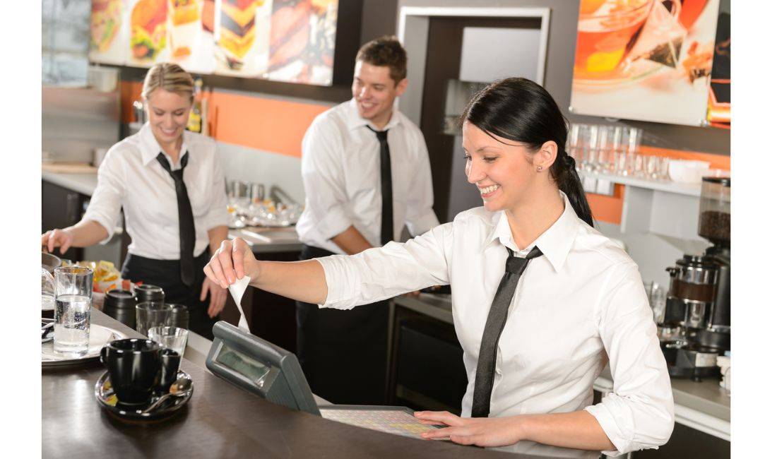 Job Offers in Tirana, Profession Kamarier, Banakier dhe Sanitar , Beginner/Little experience, Payment By Agreement.