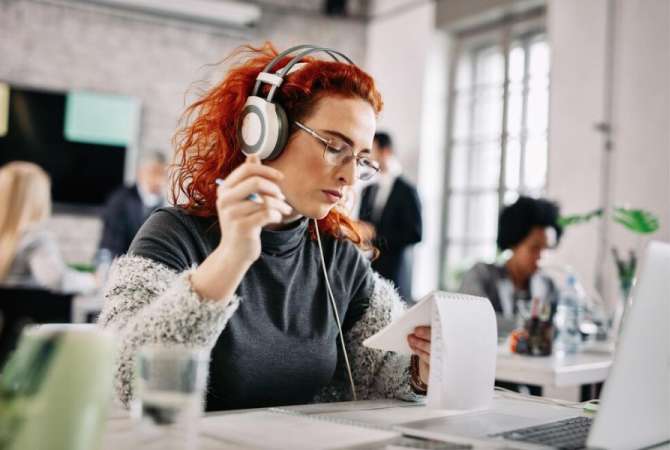 Job Offers for Call Center Agent in Tirana