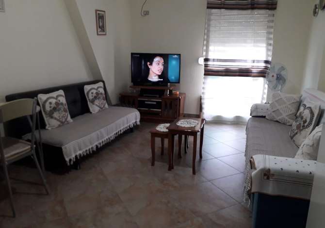 Shtepi ne shitje Apartament ne Tirane, 1+1, Mobilimi E mobiluar, Pagesa 69,000  Euro.