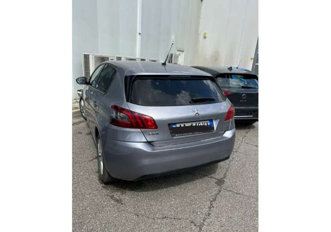 Noleggio Auto a Tirana - 35 Euro