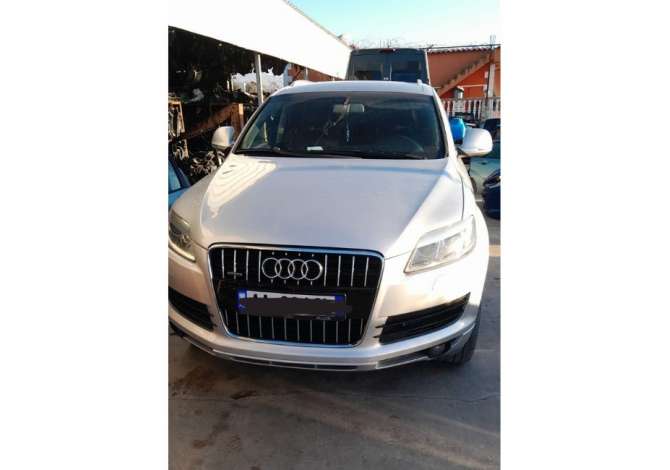 Auto in Vendita a Tirana - 7,400 Euro