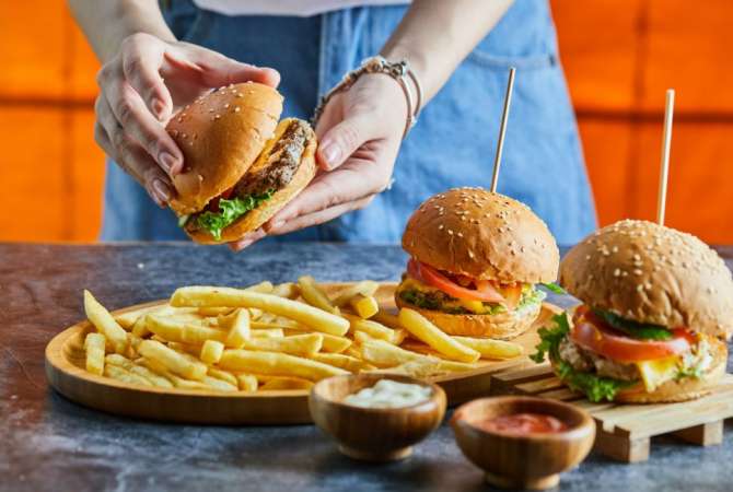 Job Offers for FastFood-ier in Tirana