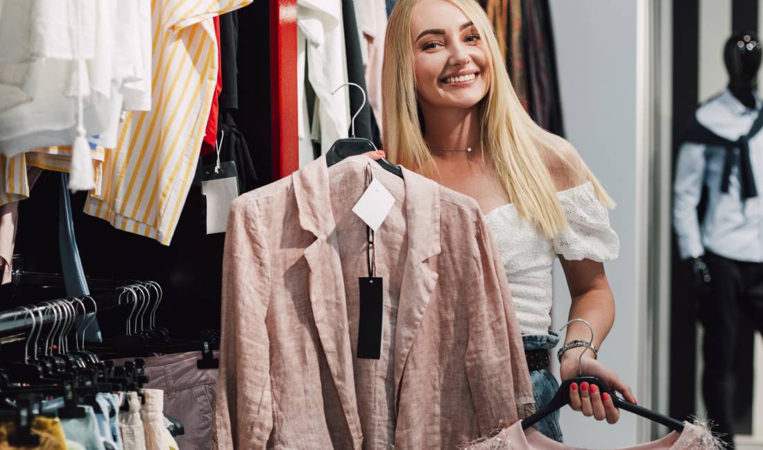 Job Offers in Tirana, Profession Shitese dyqan rrobash , Beginner/Little experience, Payment By Agreement.