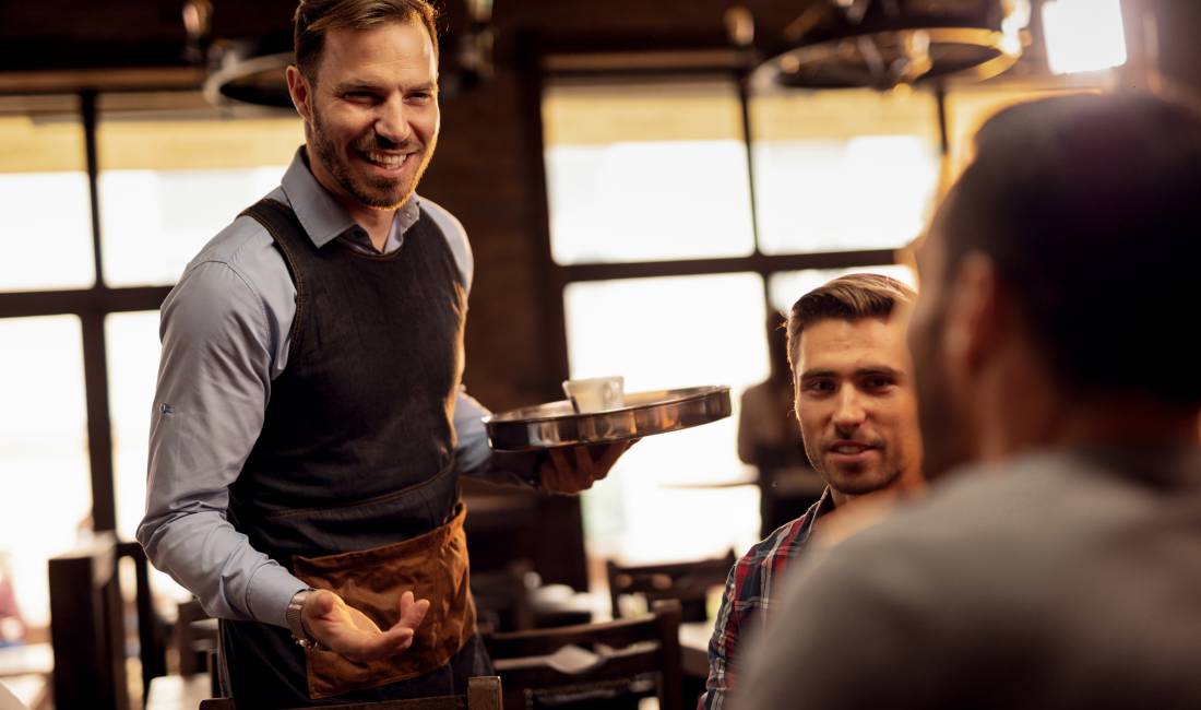 Job Offers in Tirana, Profession Kamarier /e  dhe Banakier/e  , With experience, Payment By Agreement.