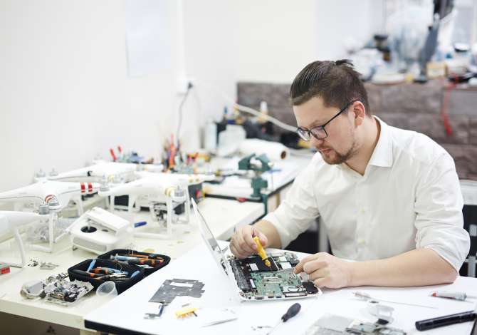 Job Offers in Tirana, Profession Keshillues Klienti , Menaxher Shitjes B2B , Teknik Servisi. , Beginner/Little experience, Payment By Agreement.