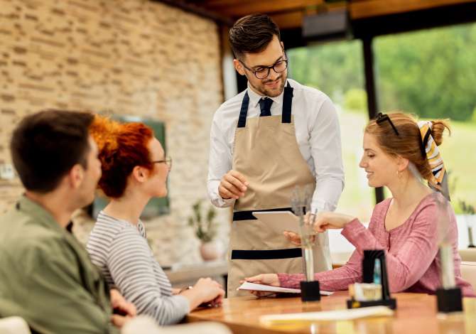 Njoftime Pune per KAMARIER ne Tirane