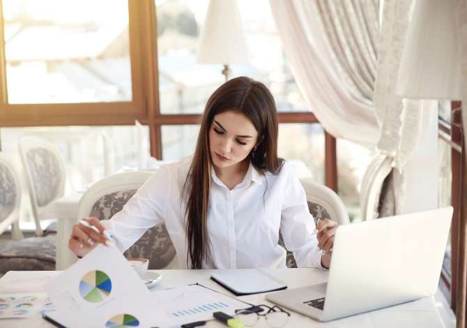 Job Offers for Economist in Saranda