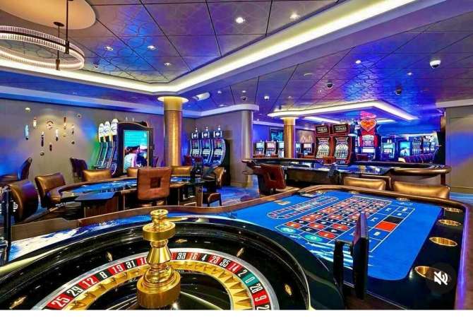 Njoftime Pune per recepsioniste, mbikqyrese e makinave slot, arketare/e, kamarier/e ne Tirane