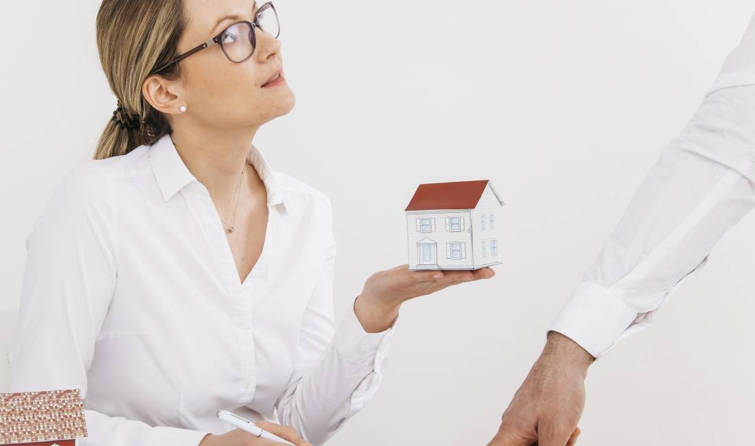 Njoftime Pune ne Tirane, Profesioni Agjent/e Imobiliar/e , Me eksperience, Pagesa Me Marreveshje.