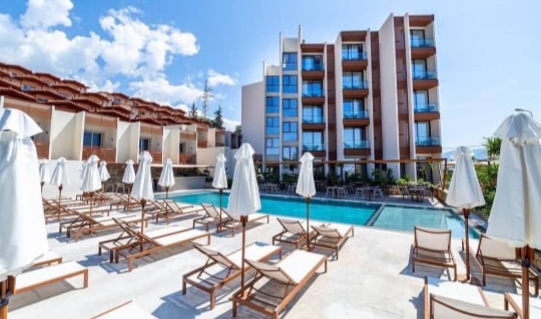 Offerte di lavoro a Valona, Profession -Kuzhinier  -Barist  -Recepsionist   - Sanitare  , Con esperienza, Pagamento Trattabile.