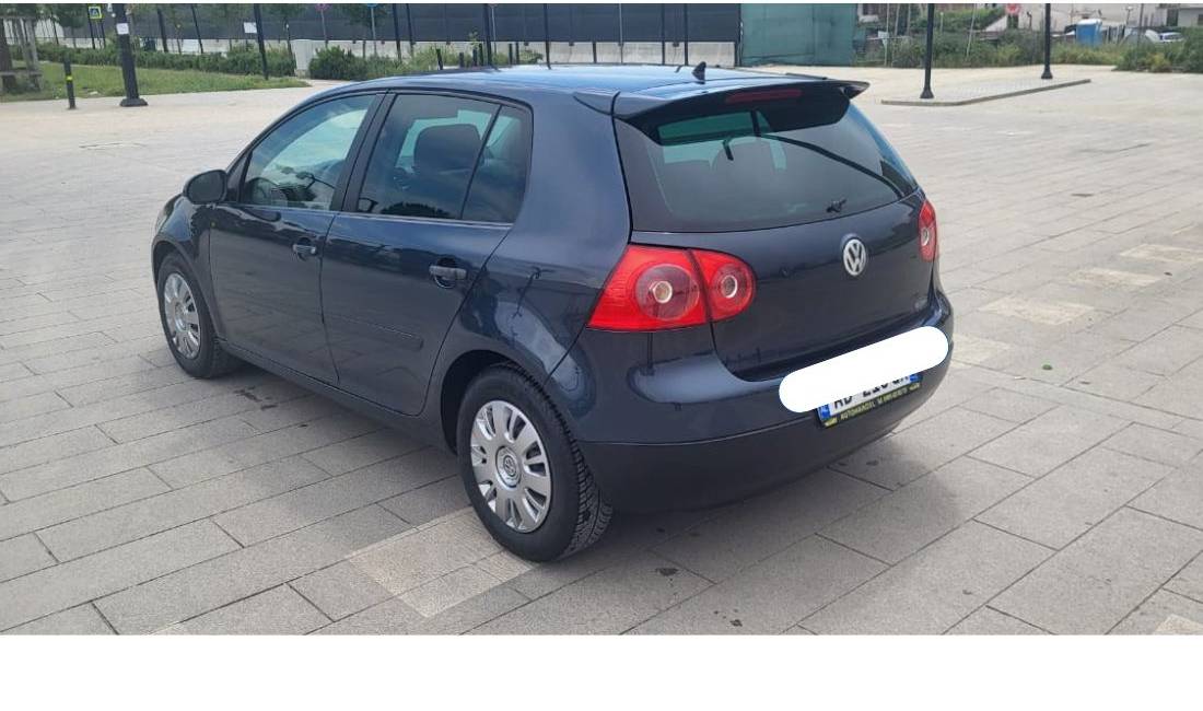 Jepet me qera Golf 5 viti 2006 