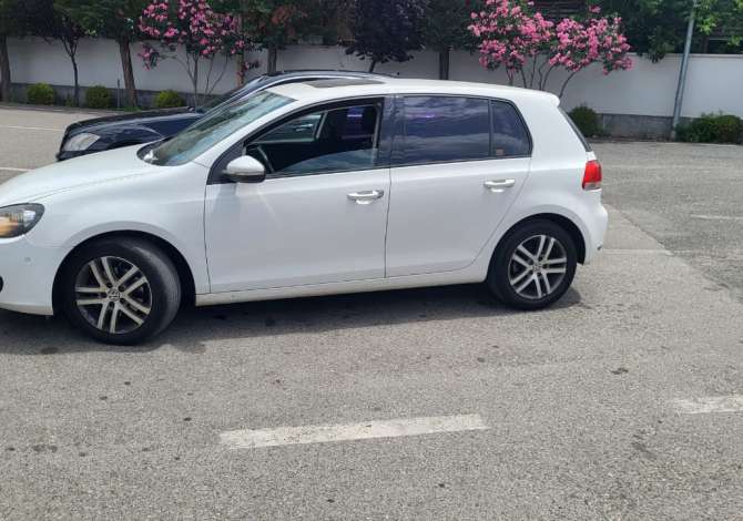 Noleggio Auto a Tirana - 40 Euro
