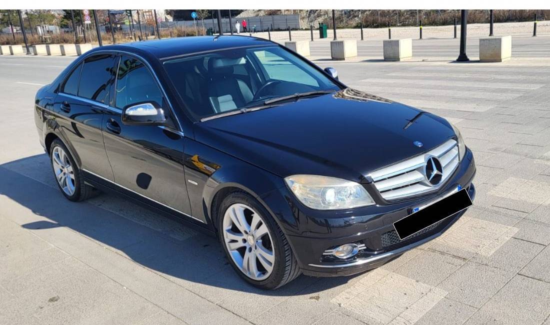 Mercedez c class  viti 2008 motorr 2.2 nafte Automatik
