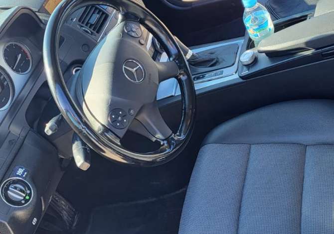 Mercedez c class  viti 2008 motorr 2.2 nafte Automatik