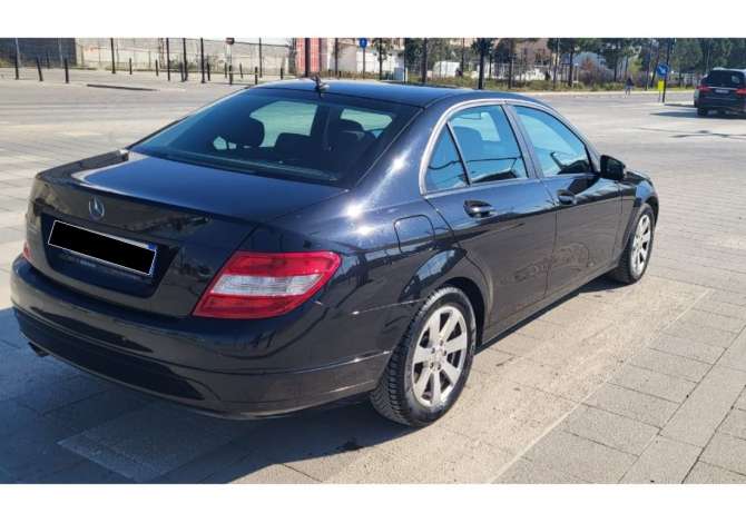 Noleggio Auto a Tirana - 40 Euro