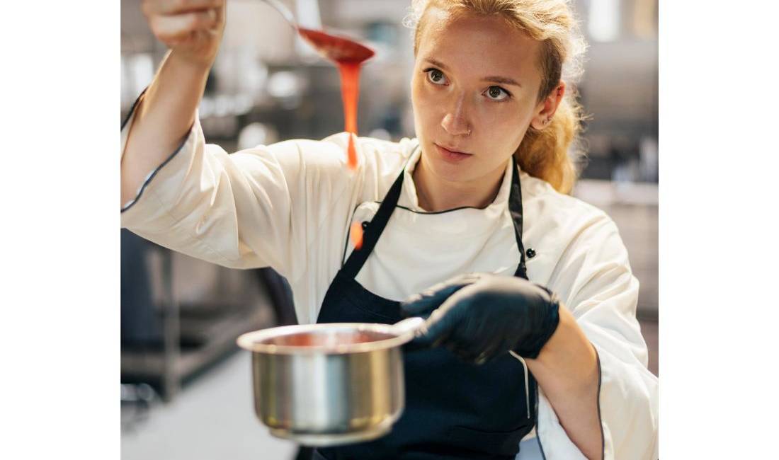 Njoftime Pune ne Tirane, Profesioni ndihmes kuzhinier , Fillestar/Pak eksperience, Pagesa 65,000  Leke.