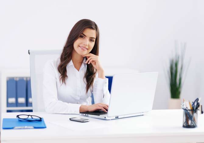 Njoftime Pune per asistente zyre ,punonjese pastrimi ne Tirane