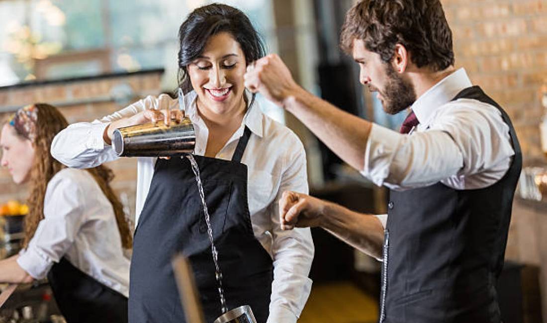 Njoftime Pune ne Tirane, Profesioni Banakier , Fillestar/Pak eksperience, Pagesa 45,000  Leke.