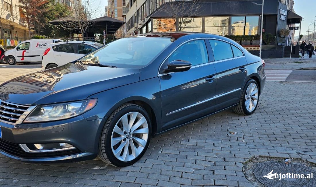 Auto in Vendita a Tirana, Volkswagen, 2013 gasoline-gas,Kambio Automatik Pagamento 9,990  Euro.