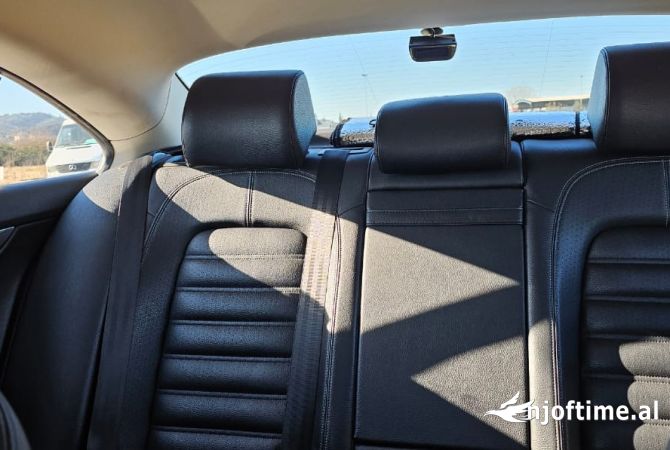 Auto in Vendita a Tirana - 9,990 Euro