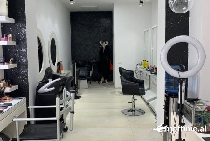 Ambjent Biznesi me Qera bllok