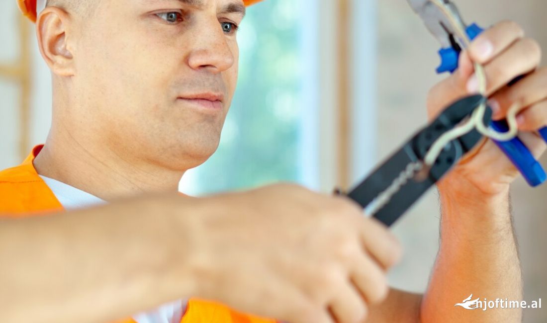 ⚡ Elektricist per Cdo Projekt