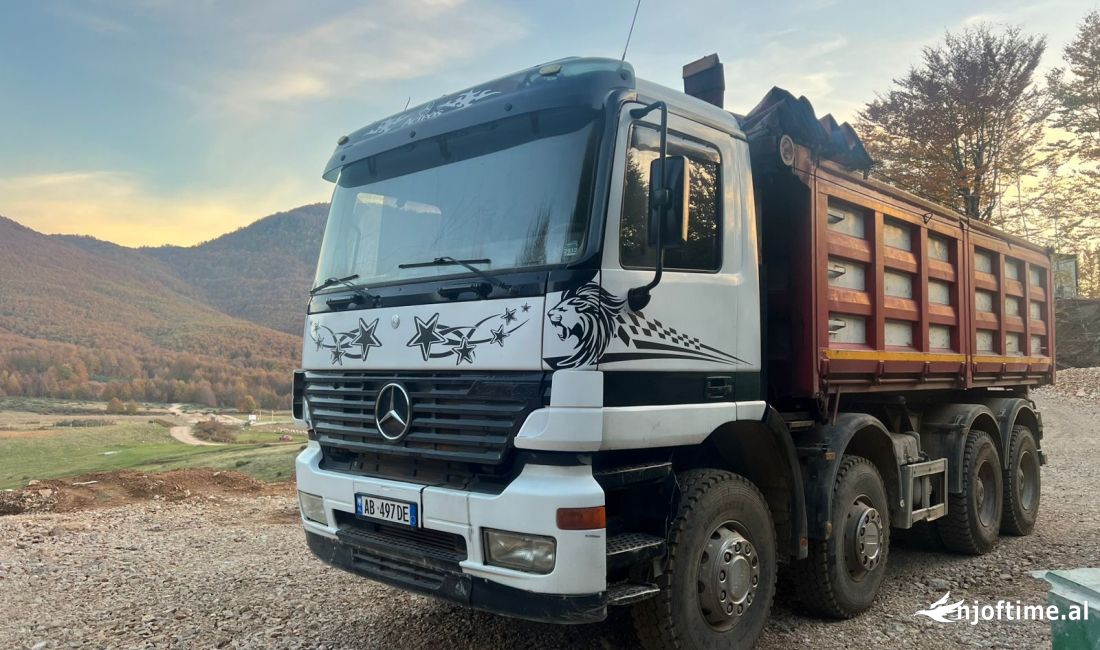 Auto in Vendita a Tirana, Mercedes-Benz, 2002 Diesel,Kambio Manual Pagamento 35,500  Euro.