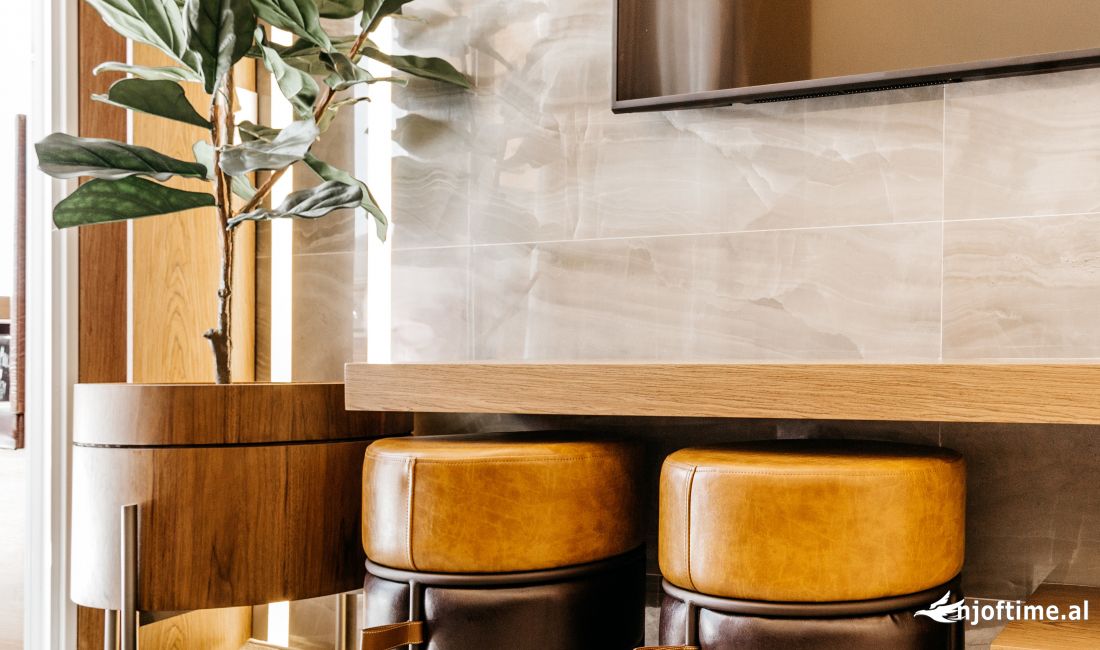 🛠 Furniture Me Porosi & Punime Druri – Elegance & Cilesi per Cdo Hapesire! 🌿