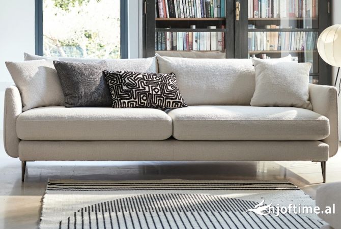 Servizi di srredamento a Argirocastro - 50 Euro