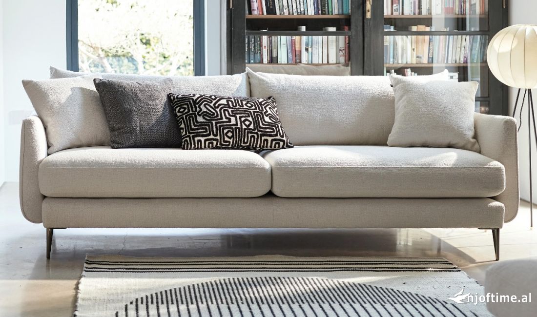 🛋️ Mobileri Lani – Tavolina, karrige dhe divane per kopshte dhe veranda🏡✨