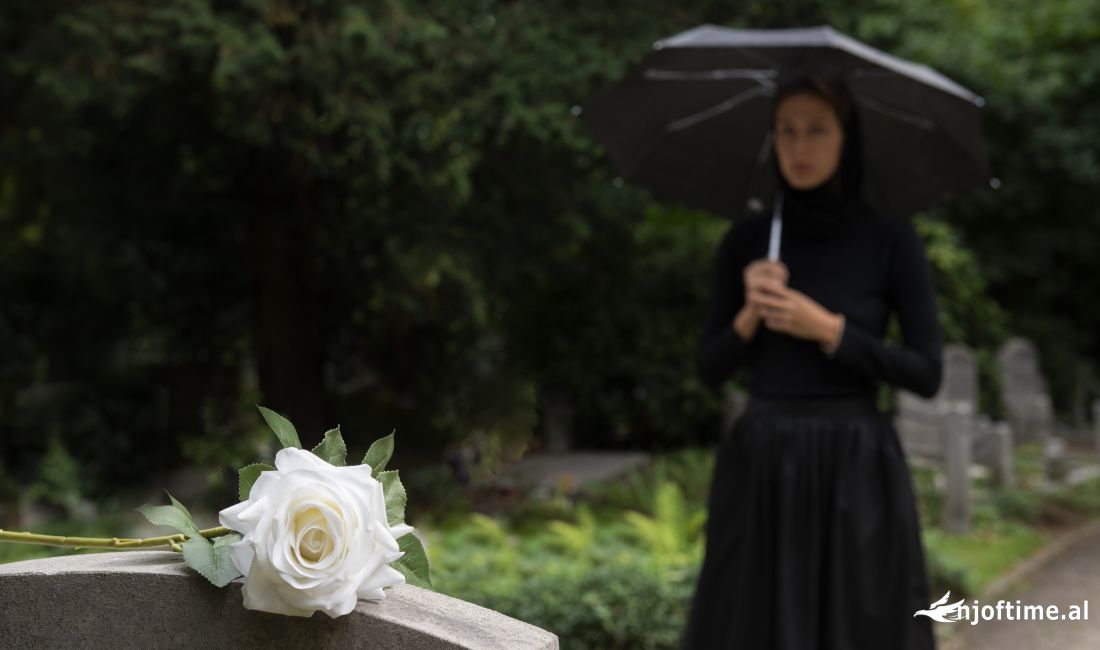 🌺 Agjenci Funerale-Organizim i ambienteve homazhi