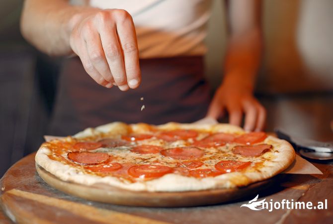 Njoftime Pune per Picier &amp; Ndihmës Picier dhe Banakier/e ne Tirane