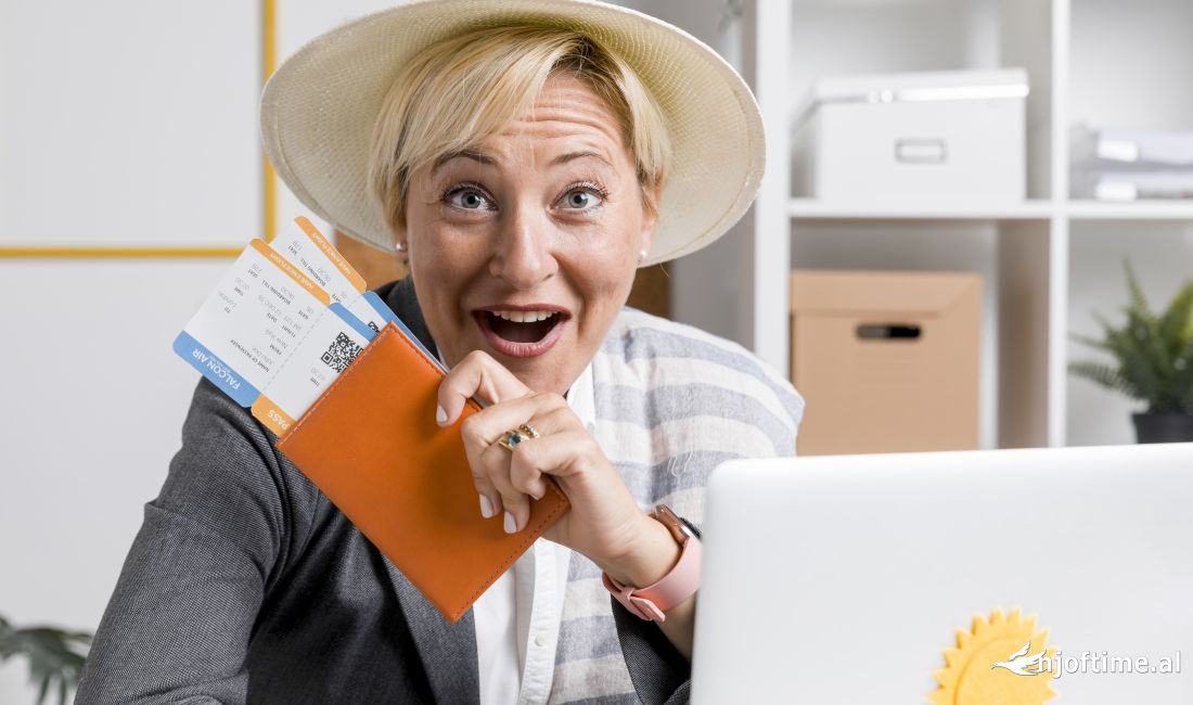  Agjenci Udhetimi- Udhetime Individuale & Grupore 