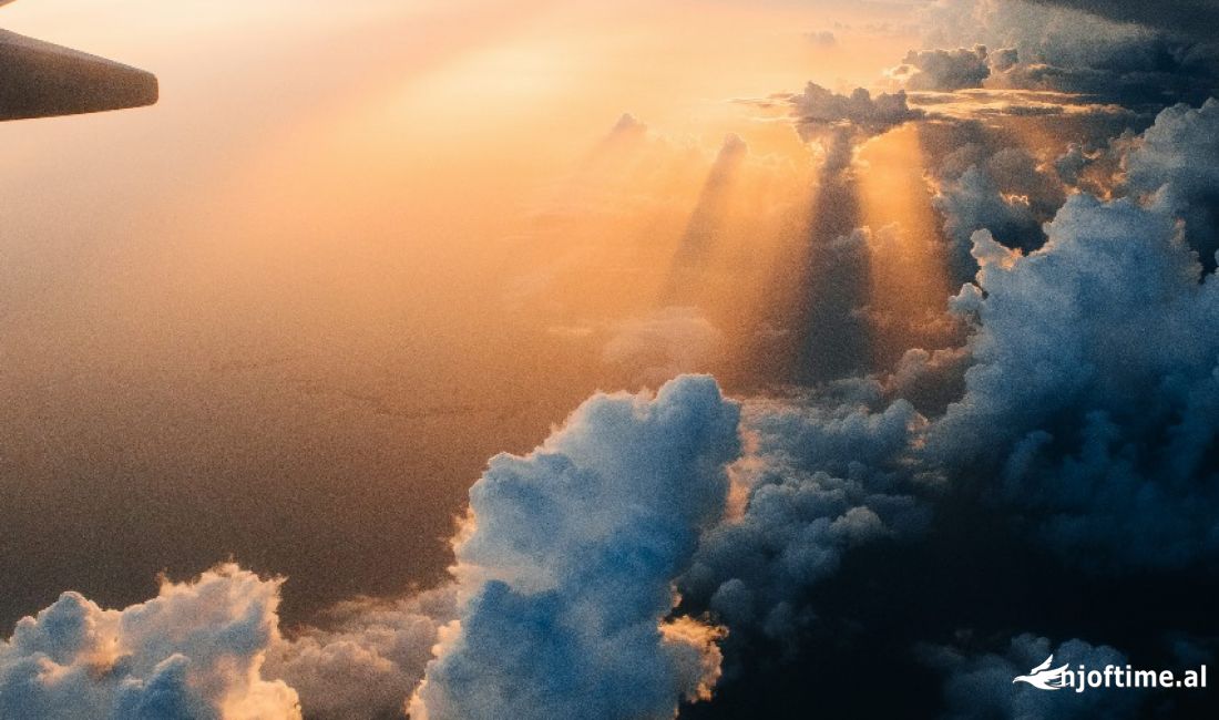 Agjensi Udhetimi - ✈️ Bileta Avioni dhe ⛴ Bileta Trageti