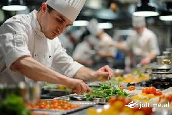 Njoftime Pune per kuzhiner , Ndihmës kuzhinier , Ndihmes Kamarier ne Tirane