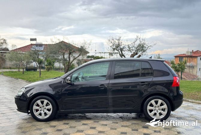 Auto in Vendita a Tirana - 4,700 Euro