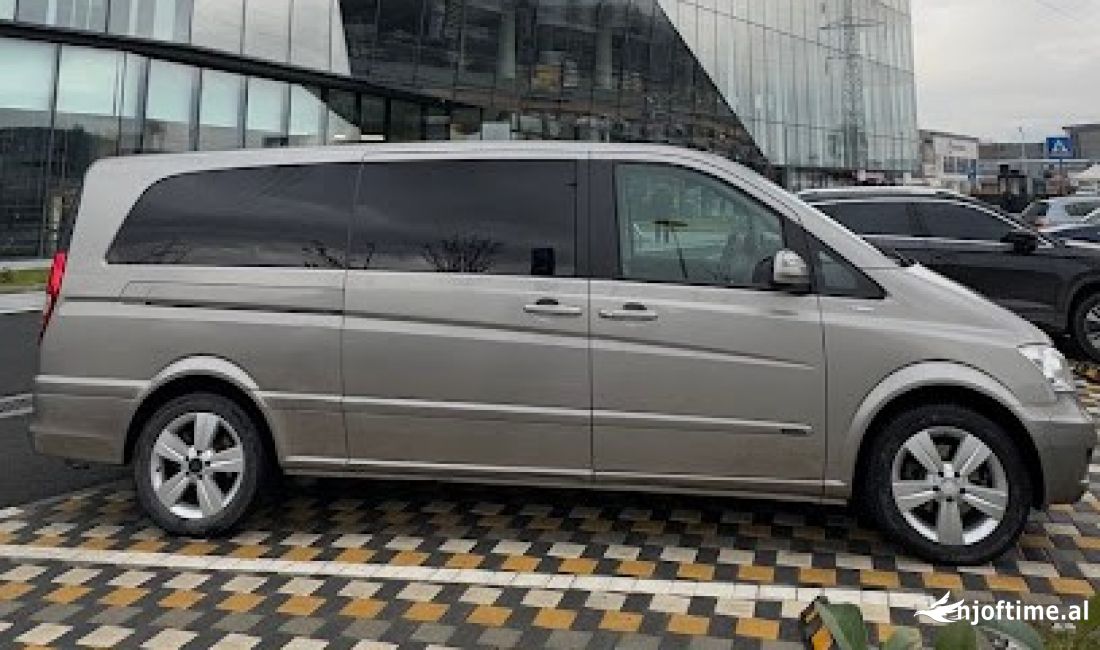Sherbime Udhetimi -  Transfer privat dhe komod nga/te aeroport