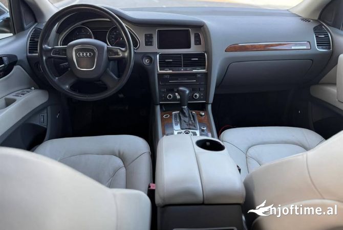 Auto in Vendita a Tirana - 11,700 Euro