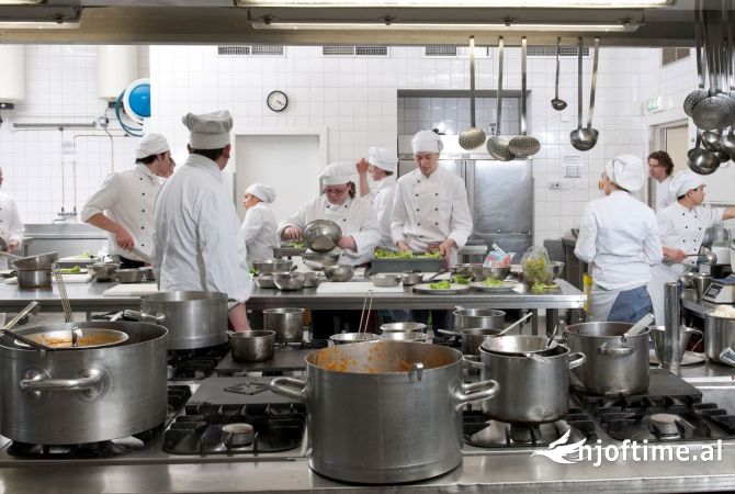 Njoftime Pune per Shef Kuzhine, Ndihmës Kuzhine ne Vlore