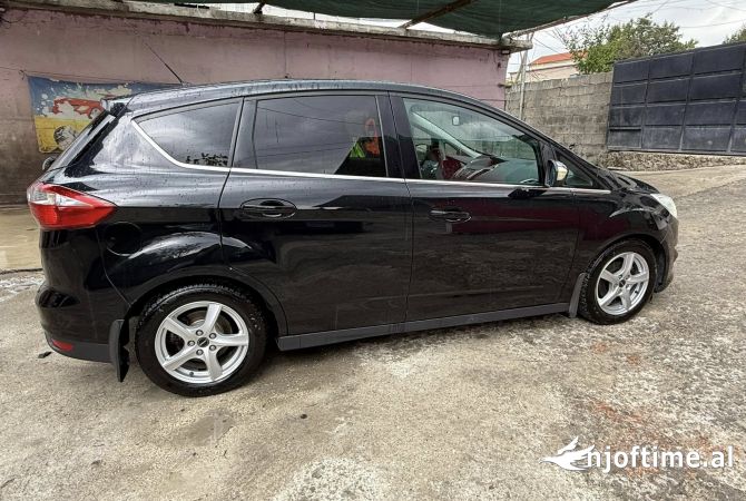 Auto in Vendita a Tirana - 5,900 Euro