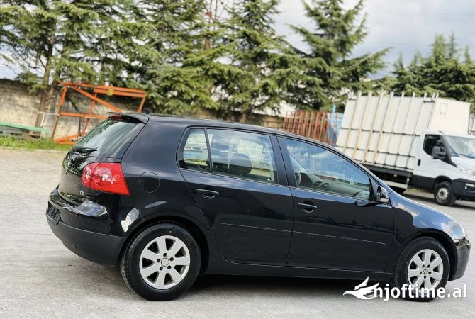 Auto in Vendita a Tirana - 4,600 Euro