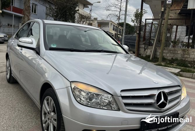 Auto in Vendita a Tirana - 6,000 Euro