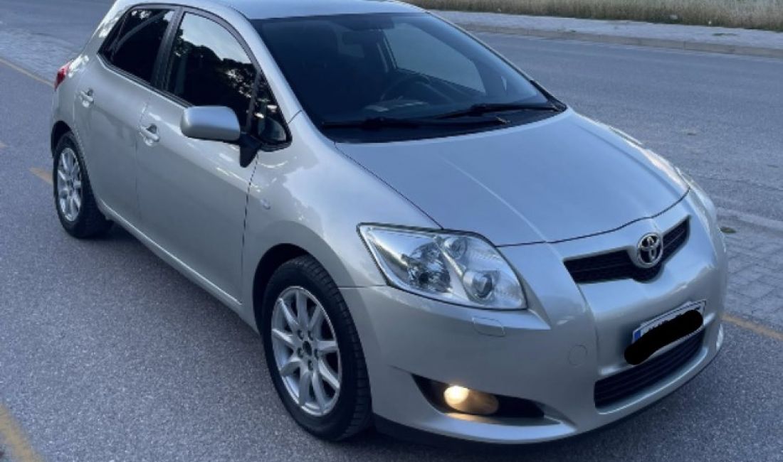 Makina ne shitje ne Tirane, Toyota, 2008 Diesel,Kambio Automatik Pagesa 5,000  Euro.