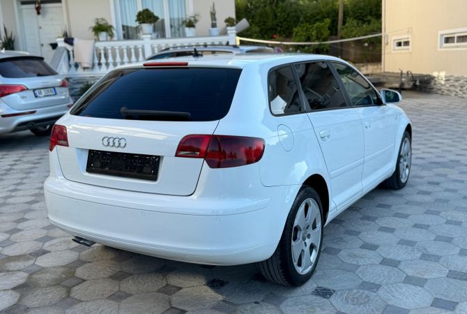 Auto in Vendita a Tirana - 4,700 Euro